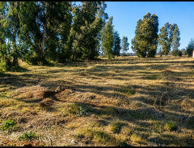 1,119M² VACANT LAND FOR SALE IN KOOKRUS